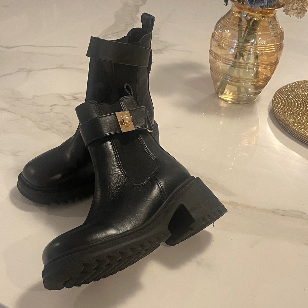 Black Leather Chelsea Lug Heel Boots with Gold Accent - Steve Madden